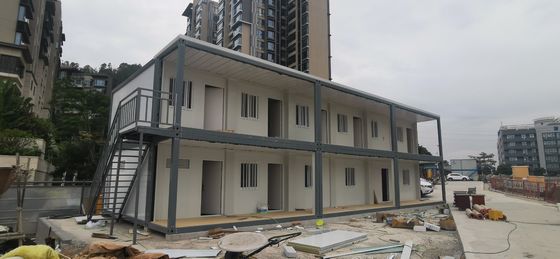 Vivienda temporal en contenedores flexibles