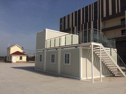 Casa de contenedores prefabricada con paneles de aislamiento de lana de roca