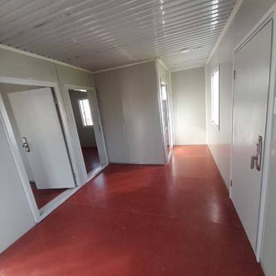 Oficinas de contenedores prefabricadas y desmontables con baño